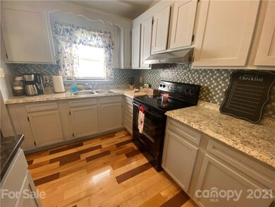 139 Sparrow Ln unit 78, Statesville, NC 28625 - photo 7
