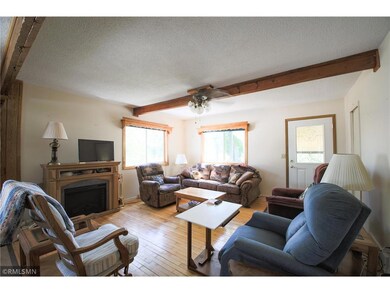 Spacious living room