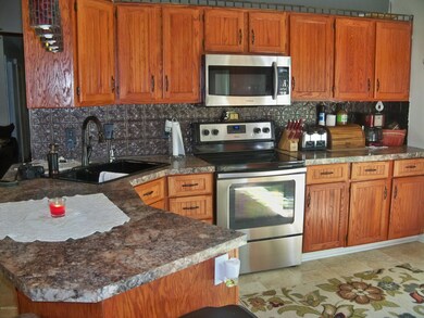 470 Oakwood Dr, Lebanon Junction, KY 40150 - photo 2