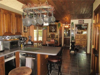 Eat in kitchen