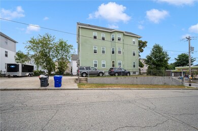 8 Eaton St unit 2, Providence, RI 02908 - photo 4