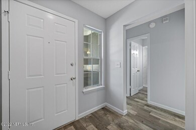 7850 Aquarius Cir S, Jacksonville, FL 32216 - photo 3