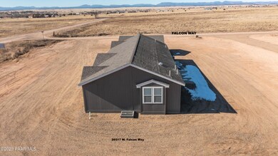 26517 W Falcon Way, Paulden, AZ 86334 - photo 4