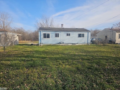 5395 Stiffler Rd, Flint, MI 48505 - photo 2