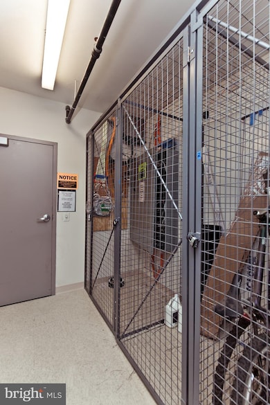 Clarendon 1021 unit 242, Arlington, VA 22201 - photo 7