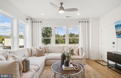 16104 Frederick Rd, Derwood, MD 20855 - photo 2