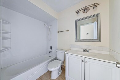 9186 W Highland Pines Blvd, Palm Beach Gardens, FL 33418 - photo 7