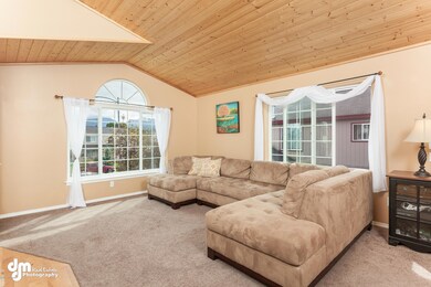 Living Room 20160625-DW-5536-FULL