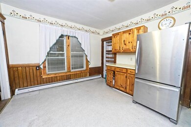 21 Spring St, Ashland, NH 03217 - photo 4