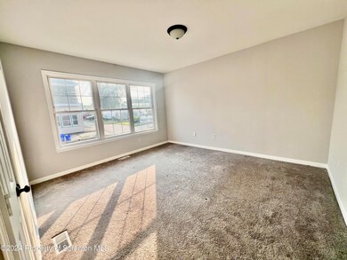 114 E Market St unit 1, Scranton, PA 18509 - photo 7