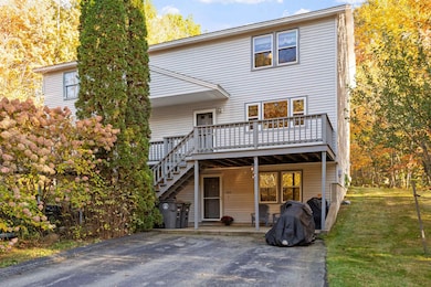 245 Beacon Hill Rd unit B, Pembroke, NH 03275 - photo 2