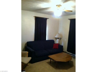 Spacious living room