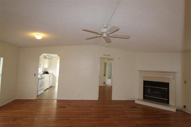 21 Russell Dr, Crawfordville, FL 32327 - photo 4