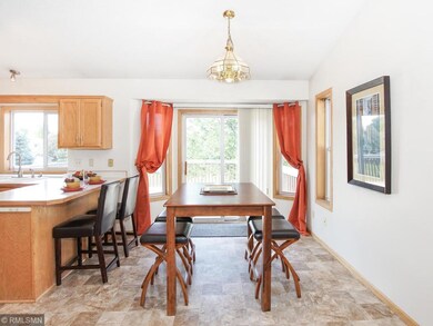 Great dining space!