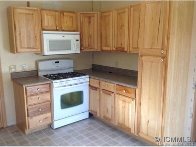 Kitchen Hickory Cabinets