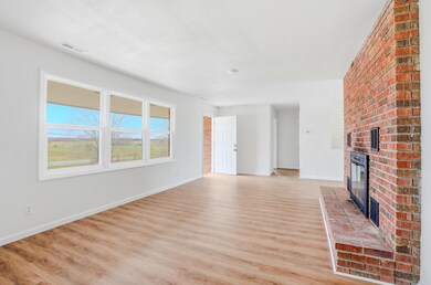 10050 N Highway Vv, Columbia, MO 65202 - photo 7