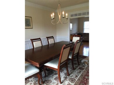 Elegant Dining Room with Beautiful Hardwood Floors