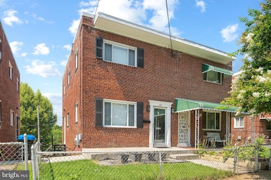 821 Oglethorpe St NE, Washington, DC 20011 - photo 2