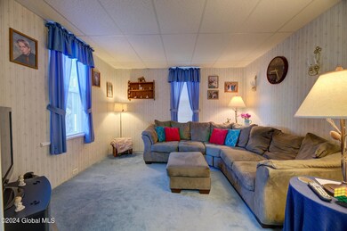 124 Pleasant Ave, Johnstown, NY 12095 - photo 5