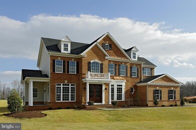 35175 Greyfriar Dr, Round Hill, VA 20141 - photo 2