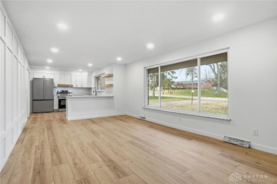 2629 N Emerald Dr, Dayton, OH 45431 - photo 6