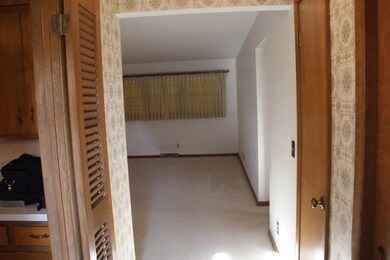 1112 S Monroe St, Hugoton, KS 67951 - photo 2