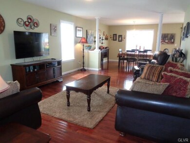 837 S Fork Dr, Easton, PA 18040 - photo 2