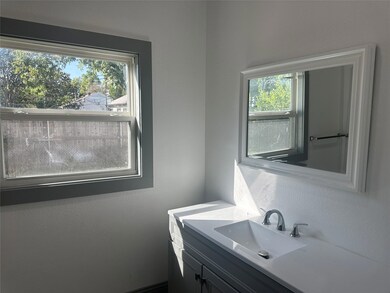 602 Tamara Ln, Grand Prairie, TX 75051 - photo 6