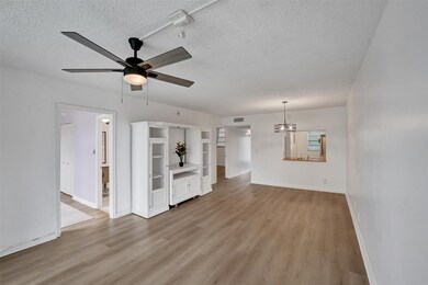 9470 Poinciana Place unit 308, Davie, FL 33324 - photo 5