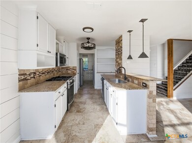 2301 Gloria Cir, Copperas Cove, TX 76522 - photo 2