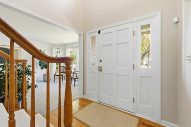 6812 Greene Rd, Woodridge, IL 60517 - photo 5