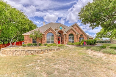 102 Timaaron Ct, Weatherford, TX 76085 - photo 2