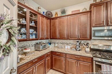 25611 Poerner Trail, San Antonio, TX 78261 - photo 7