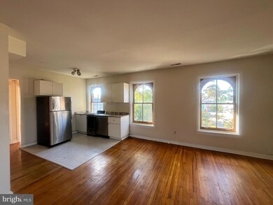 5445 Germantown Ave unit 3, Philadelphia, PA 19144 - photo 5