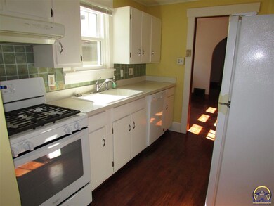 1328 SW Wayne Ave, Topeka, KS 66604 - photo 7