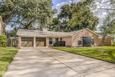 1030 Mosher Ln, Houston, TX 77088 - photo 2