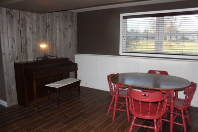 11S524 Walter Ln, Naperville, IL 60564 - photo 3