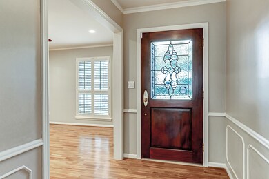 10019 Overbrook Ln, Houston, TX 77042 - photo 5