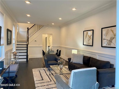 84 E Putnam Ave, Cos Cob, CT 06807 - photo 3