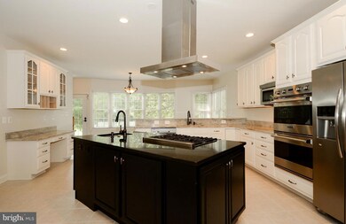 5701 Yewing Way, Gainesville, VA 20155 - photo 2