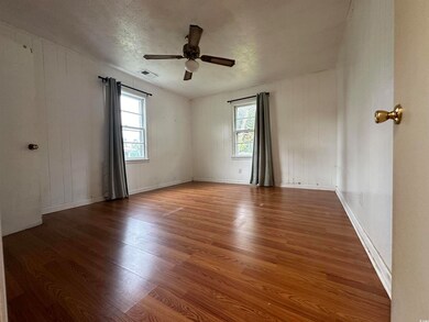 Unfurnished room with a textured ceiling, ceiling 
