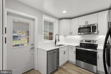 201 Washington Grove Ln, Gaithersburg, MD 20877 - photo 7