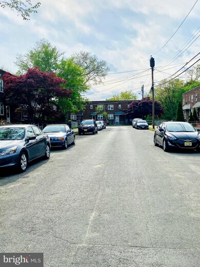 2875 Cushing Rd, Camden, NJ 08104 - photo 2