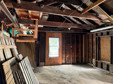 38 Elm St, Warren, MA 01083 - photo 3