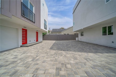 4455 Colfax Ave unit 4, North Hollywood, CA 91602 - photo 2