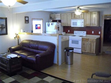 805 G St SW, Ardmore, OK 73401 - photo 4