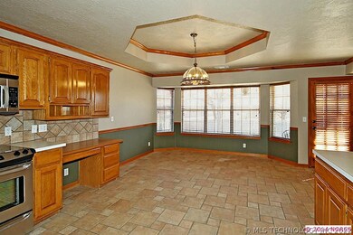 Oversized kitchen with new stainless appliances