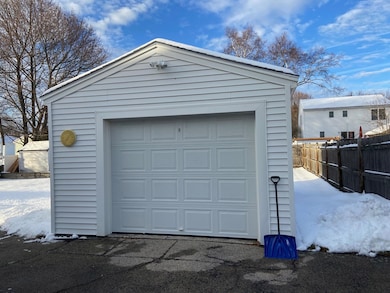 68 Burke St, Nashua, NH 03060 - photo 6