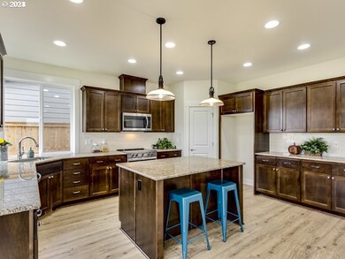 1904 Silverstone Dr, Forest Grove, OR 97116 - photo 7