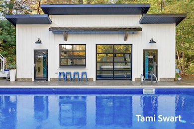 17881 W Spring Lake Rd, Spring Lake, MI 49456 - photo 3